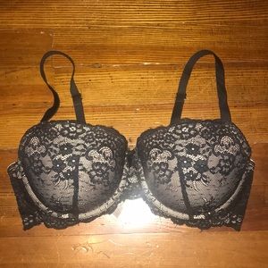 Black lace bra